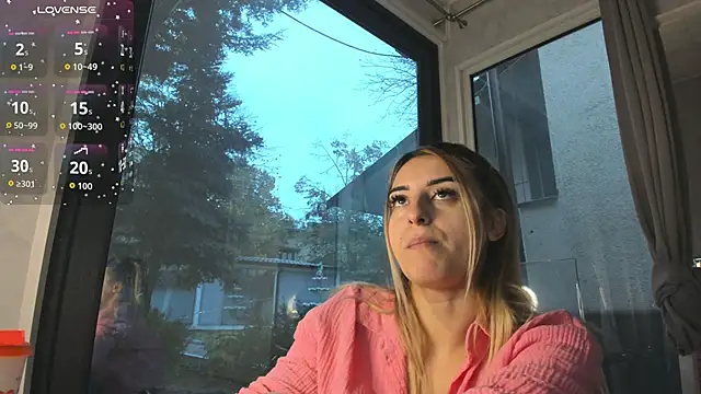 Ella Vee online show from 11/20/25, 06:02