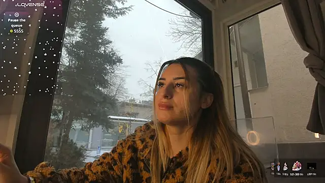 Ella Vee online show from 01/19/26, 06:50