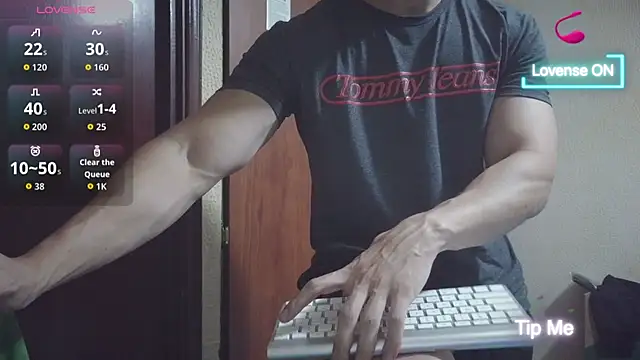 Snapshot of cris2428 chatting on 09/30/25, 11:10 cris2428 online show from 09/30/25, 11:10