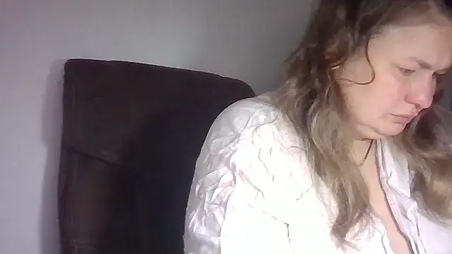 Snapshot of MartaXLove chatting on 09/26/25, 05:50 MartaXLove online show from 09/26/25, 05:50