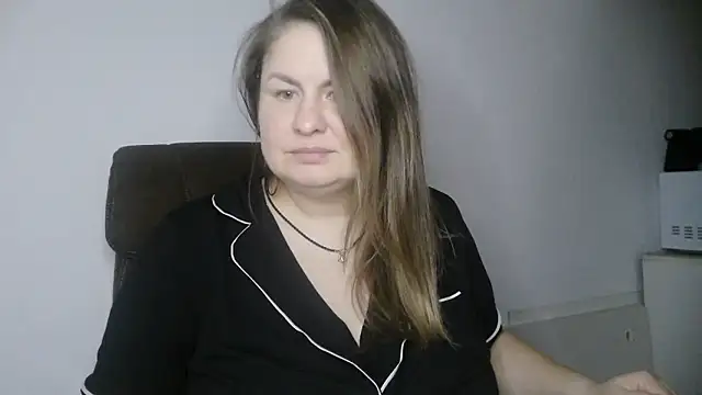 Snapshot of MartaXLove chatting on 11/16/25, 11:21 MartaXLove online show from 11/16/25, 11:21