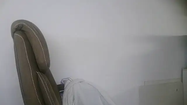 Snapshot of MartaXLove chatting on 11/23/25, 12:49 MartaXLove online show from 11/23/25, 12:49