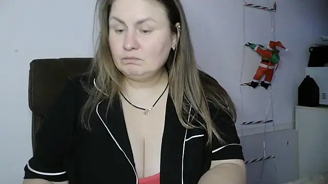 Snapshot of MartaXLove chatting on 01/10/26, 12:45 MartaXLove online show from 01/10/26, 12:45