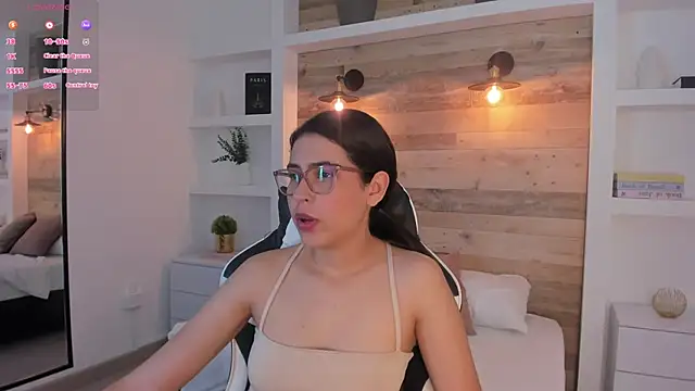 desireee  online show from 01/17/26, 12:21