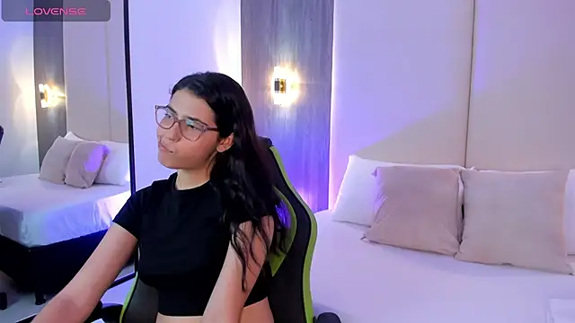 desireee  online show from 02/28/26, 12:17