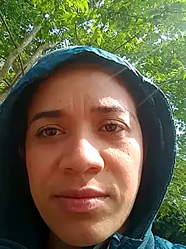 Snapshot of charlotte_dante212 chatting on 03/07/26, 08:39 charlotte dante212 online show from 03/07/26, 08:39