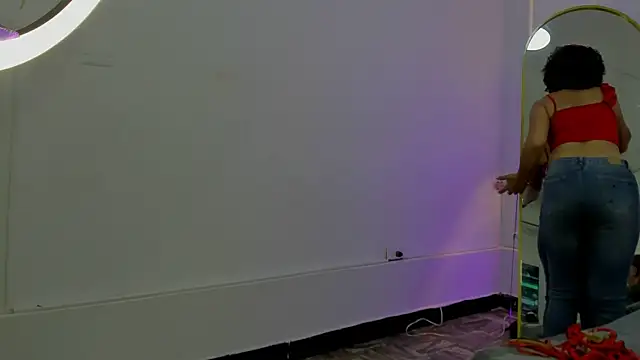 Snapshot of charlotte_dante212 chatting on 04/12/26, 03:44 charlotte dante212 online show from 04/12/26, 03:44