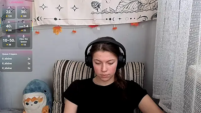 Snapshot of CutieAnny chatting on 11/22/25, 06:34 CutieAnny online show from 11/22/25, 06:34