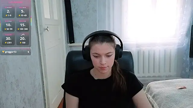 Snapshot of CutieAnny chatting on 12/03/25, 04:53 CutieAnny online show from 12/03/25, 04:53