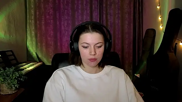 CutieAnny online show from 02/20/26, 07:03