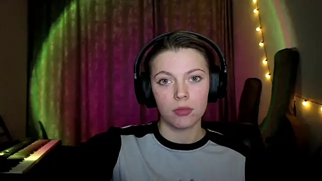 CutieAnny online show from 03/03/26, 08:04