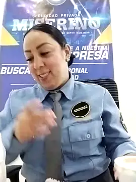 Snapshot of CRISTAL__11 chatting on 11/08/25, 11:32 CRISTAL 11 online show from 11/08/25, 11:32