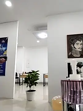 Snapshot of CRISTAL__11 chatting on 11/11/25, 12:49 CRISTAL 11 online show from 11/11/25, 12:49