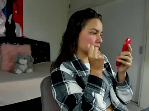 Skylovershot online show from 02/18/26, 01:40