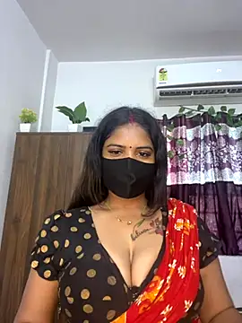 Snapshot of V-Hot-Sweti chatting on 10/04/25, 08:45 V-Hot-Sweti online show from 10/04/25, 08:45