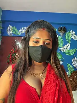 Snapshot of V-Hot-Sweti chatting on 06/24/26, 04:17 V-Hot-Sweti online show from 06/24/26, 04:17