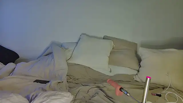 Snapshot of Horny_mom40 chatting on 10/10/25, 08:41 Horny mom40 online show from 10/10/25, 08:41