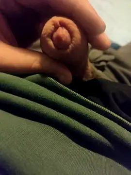 Snapshot of __Mike___ chatting on 09/27/25, 05:40 Mike online show from 09/27/25, 05:40