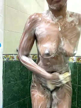 zaracollins01 online show from 10/11/25, 03:21