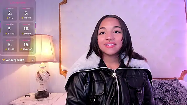 Manelyk evanss  online show from 09/19/25, 11:22