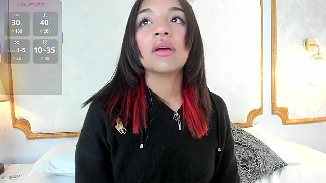 Manelyk evanss  online show from 10/02/25, 10:55