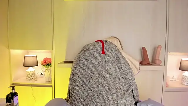 LexxaQueen online show from 12/23/25, 04:10