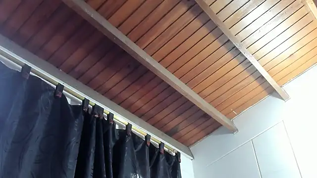 Alexa-Hunter online show from 09/25/25, 01:59