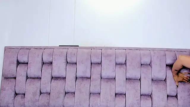 Alexa-Hunter online show from 03/21/26, 09:40