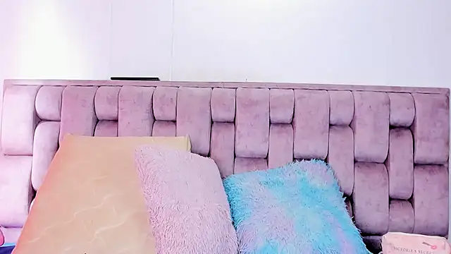 Alexa-Hunter online show from 03/28/26, 06:51