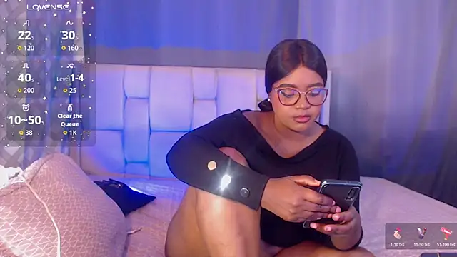 Mimi Gil online show from 03/03/26, 11:43