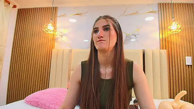 Dafne castro  online show from 05/09/26, 07:41