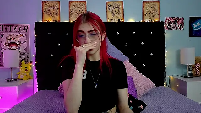 Snapshot of lizz_bela1 chatting on 06/21/26, 12:13 lizz bela1 online show from 06/21/26, 12:13