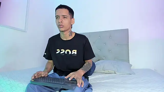 twinkDuohot online show from 02/14/26, 12:18