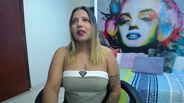 Snapshot of tiana_breeze chatting on 10/02/25, 03:02 tiana breeze online show from 10/02/25, 03:02