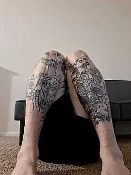 Snapshot of Mr_nightfall chatting on 11/02/25, 03:09 Mr nightfall online show from 11/02/25, 03:09