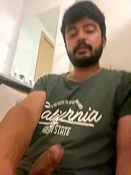 Agusmini online show from 01/07/26, 05:37