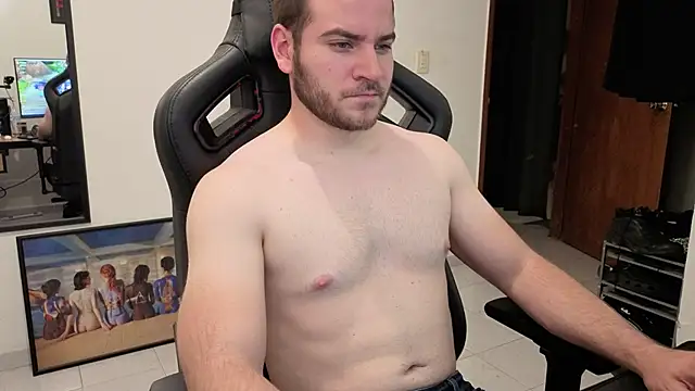 Snapshot of Paul00474 chatting on 09/19/25, 03:30 Paul00474 online show from 09/19/25, 03:30