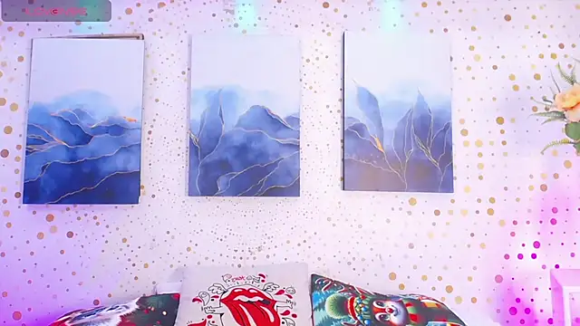 Emily Vaughan online show from 12/17/25, 03:01