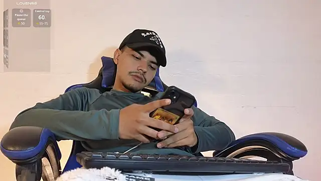 Snowlann online show from 01/07/26, 03:53
