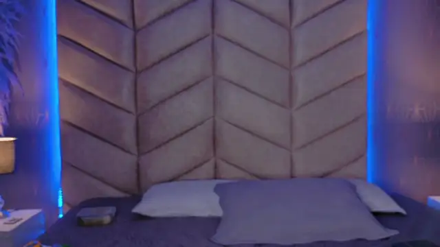 Snapshot of samiradoll chatting on 09/16/25, 04:13 samiradoll online show from 09/16/25, 04:13