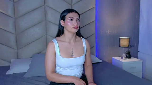 Snapshot of samiradoll chatting on 09/20/25, 03:29 samiradoll online show from 09/20/25, 03:29