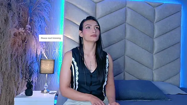 Snapshot of samiradoll chatting on 10/03/25, 03:47 samiradoll online show from 10/03/25, 03:47