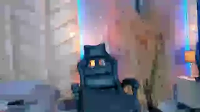 Snapshot of samiradoll chatting on 10/20/25, 03:51 samiradoll online show from 10/20/25, 03:51