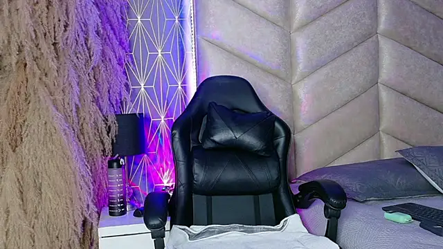 Snapshot of samiradoll chatting on 12/01/25, 03:11 samiradoll online show from 12/01/25, 03:11