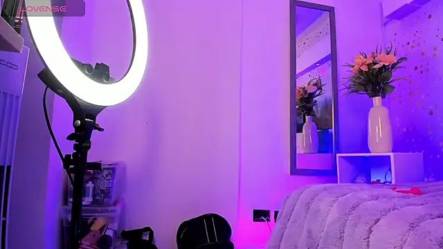 ArianaSantana online show from 09/19/25, 01:23