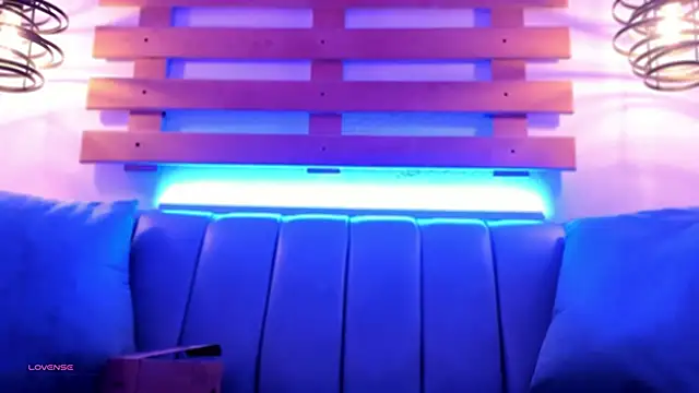 ArianaSantana online show from 10/16/25, 12:50