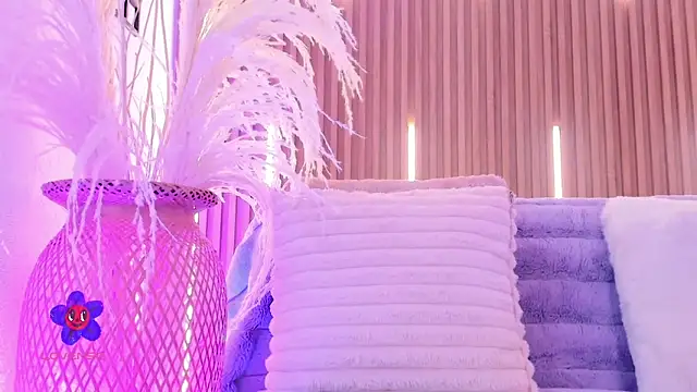 ArianaSantana online show from 11/14/25, 12:48