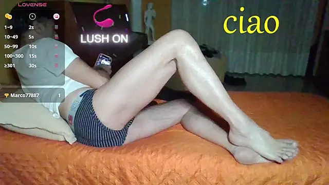 lattediyak online show from 10/10/25, 12:42