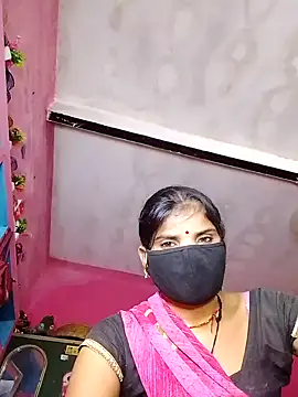 Snapshot of Rashili_jaan chatting on 10/05/25, 03:32 Rashili jaan online show from 10/05/25, 03:32