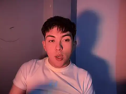 Snapshot of ivy_xo chatting on 09/09/25, 04:12 ivy xo online show from 09/09/25, 04:12